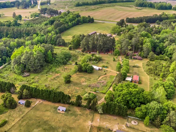131 Green Ridge Ln #2, Louisburg, NC 27549