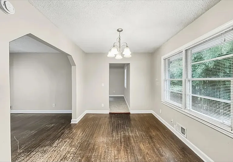 2728 Flagstone Dr SE — Photo 3