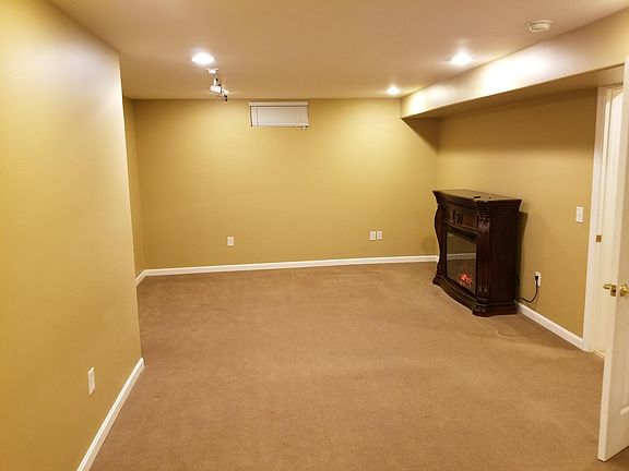 Master bedroom 2nd view