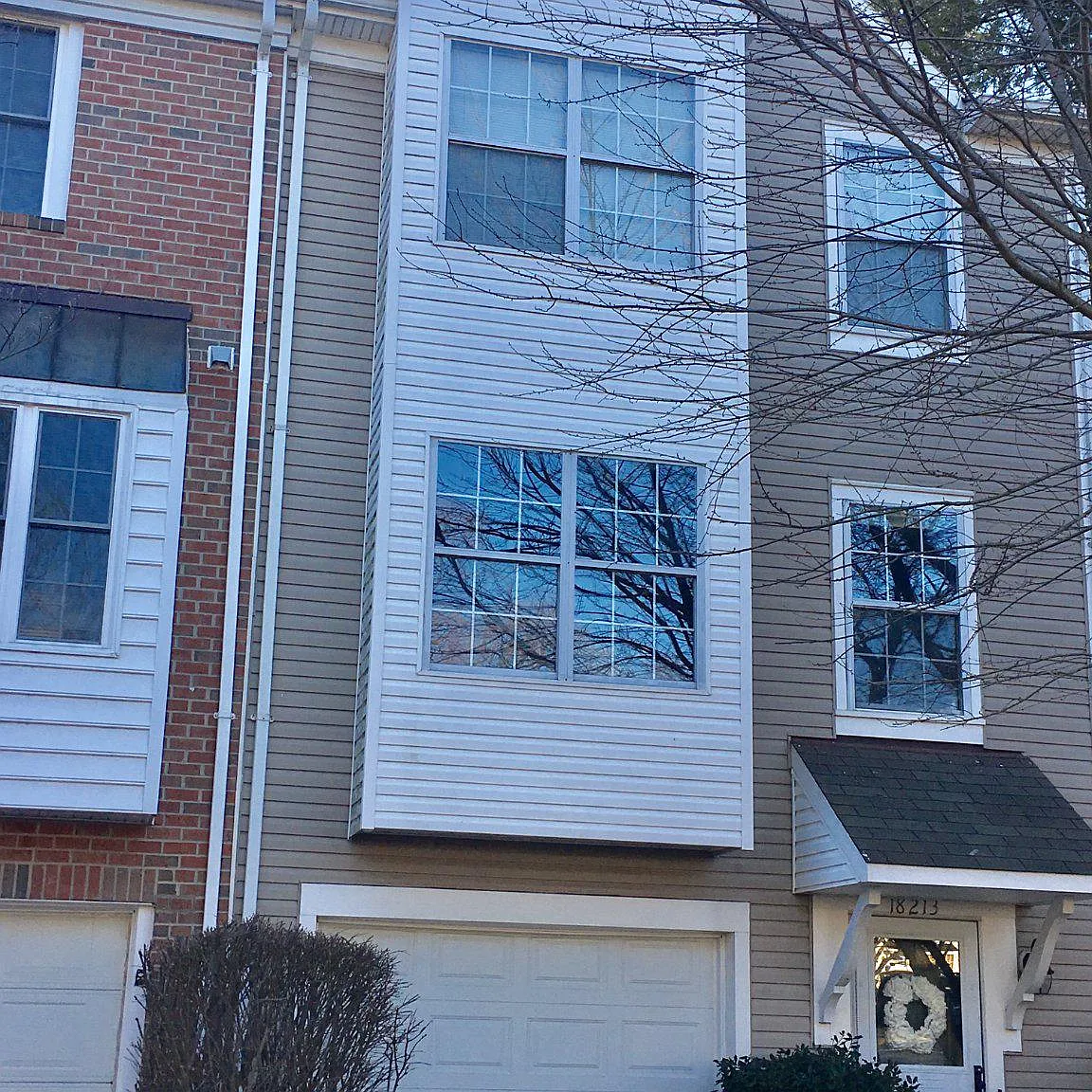 3 bed, 4.0 bath, 1580 sqft, $2,950 — Photo 1