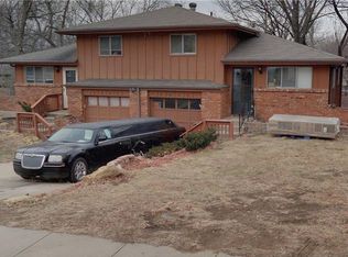 10020 W 53rd St, Merriam, KS 66203