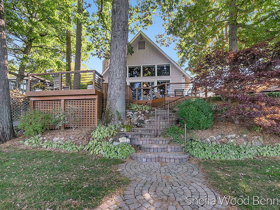 1st image of 7023 Goldenrod Ave NE
