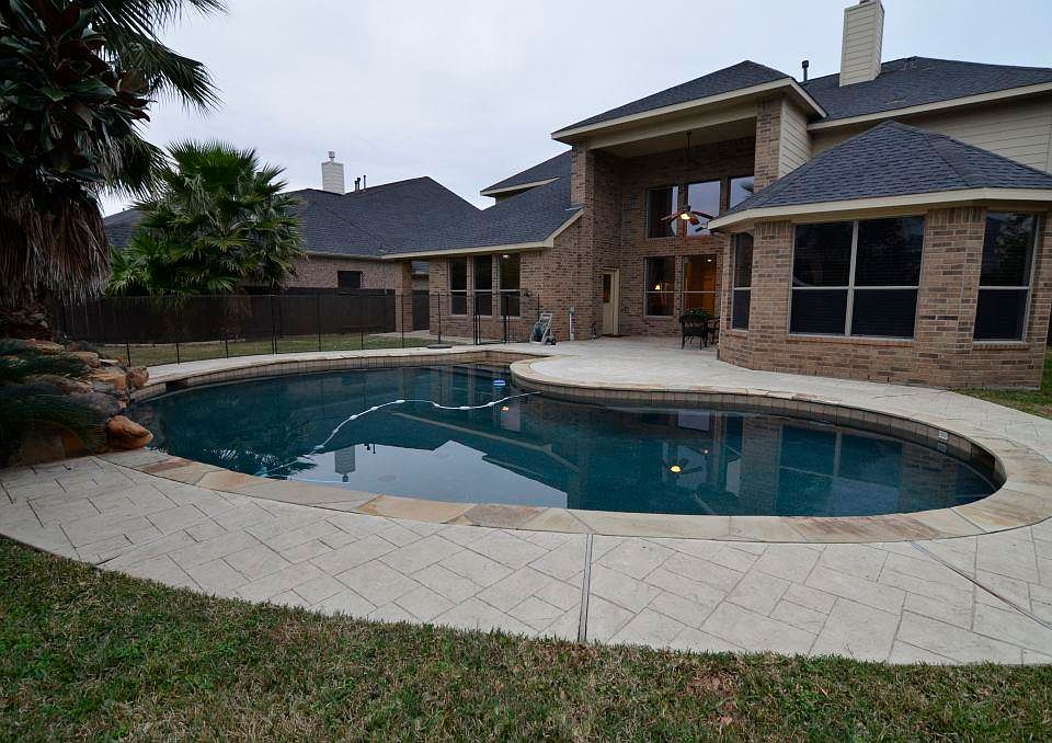 1st image of 28427 Blue Holly Ln