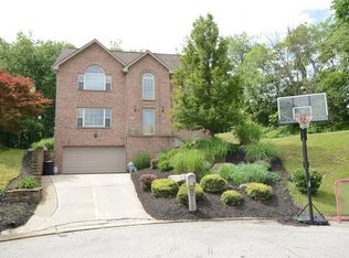 107 Donahue Dr, Pittsburgh, PA 15236