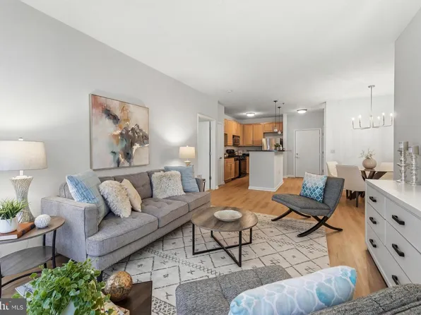 1201 E West Hwy APT 332, Silver Spring, MD 20910