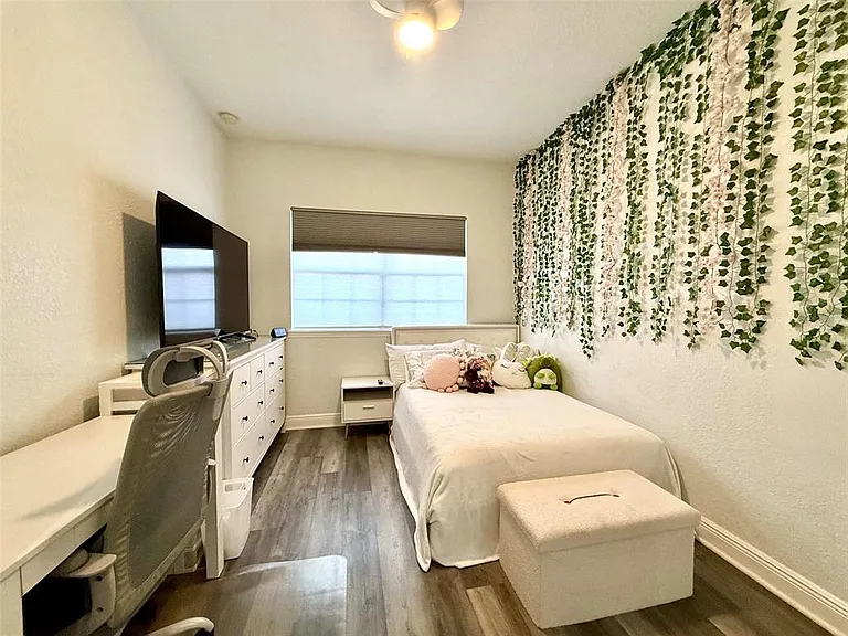 17411 Promenade Dr — Photo 16