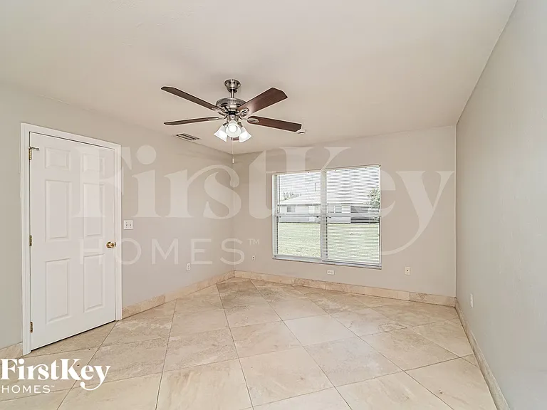 1606 SW 14th St — Photo 10