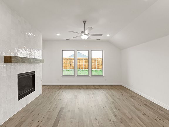 7th image of this home