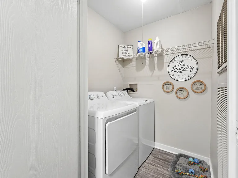 Sun River Village apartments community photo
