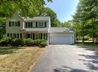 401 Jessamine Ln, Schenectady, NY 12303