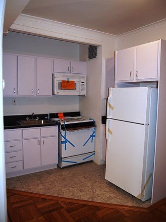 1st image of 415 E 17th St APT 1b