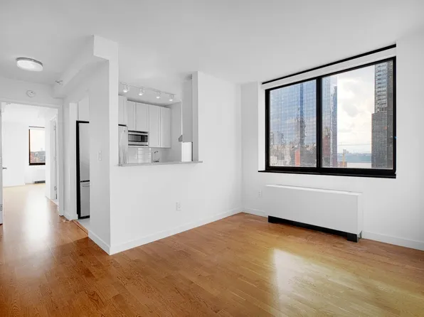 420 West 42nd Street image 1 of 19