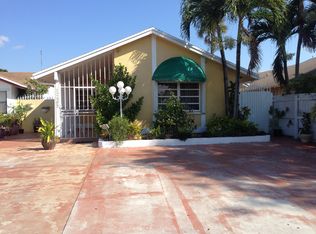 12485 SW 9th Ter, Miami, FL 33184