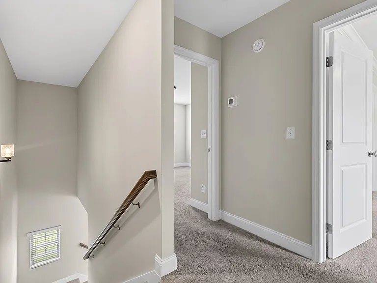 266 NE Bellingham Cv — Photo 14