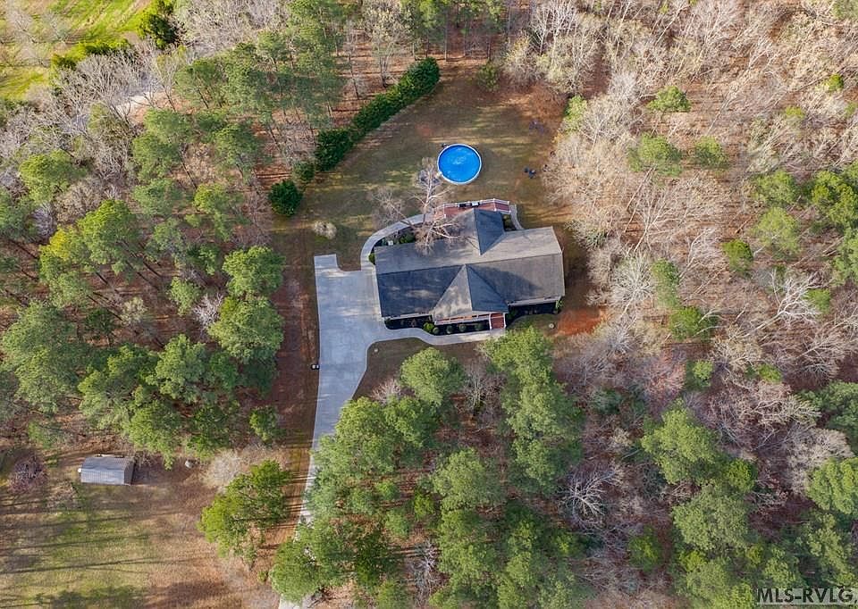 1st image of 691 Hawks Nest Dr