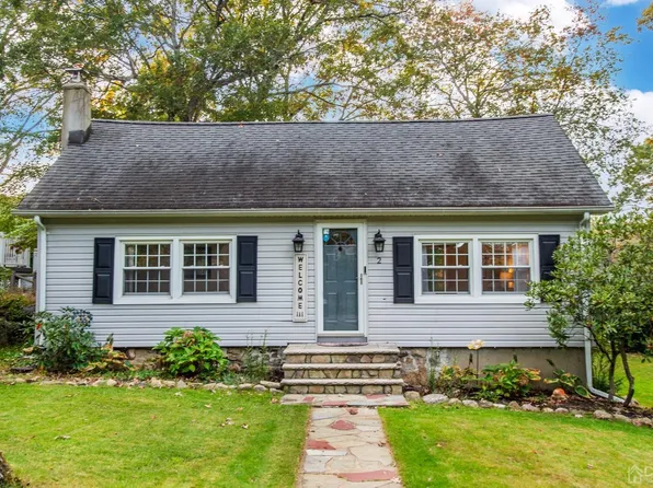 2-2 Torden Pl, Rockaway, NJ 07866