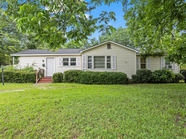 406 McQueen St, Johnston, SC 29832