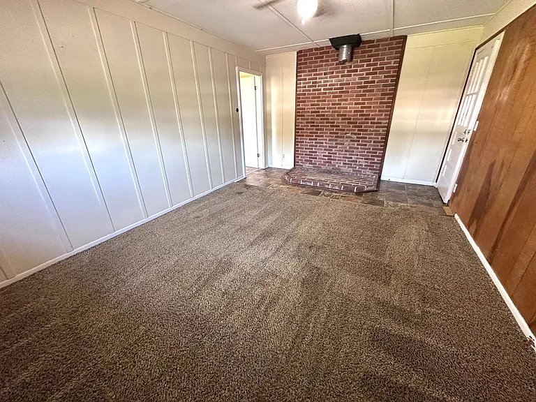 7 Johns Dr NE — Photo 13