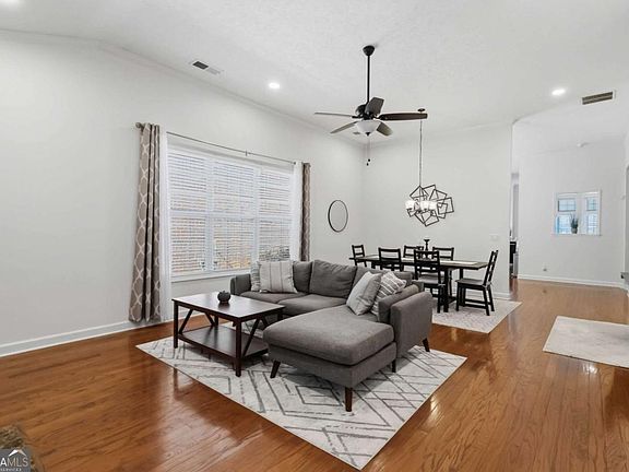 3rd image of 2162 Nichols Valley Dr
