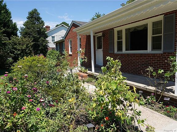 2nd image of 498 Penniman Rd