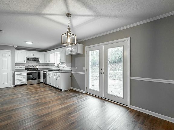 4th image of 5721 Dagney Ln