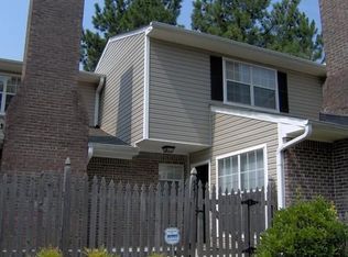 543 Picketts Bend Cir, Marietta, GA 30008