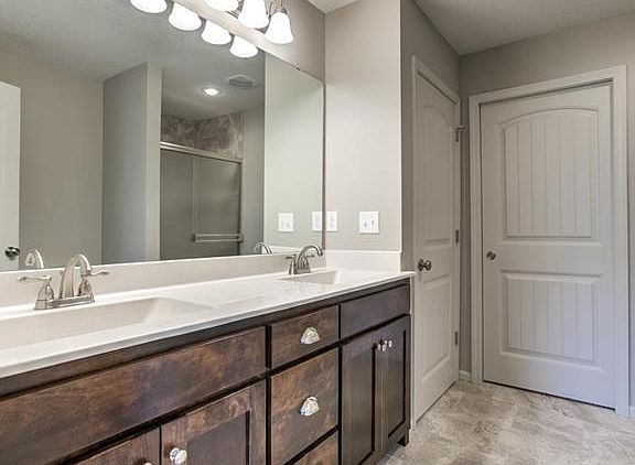 5th image of 508 Marina Ct Unit 37
