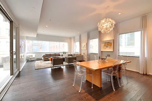 Sold by Corcoran | media 21