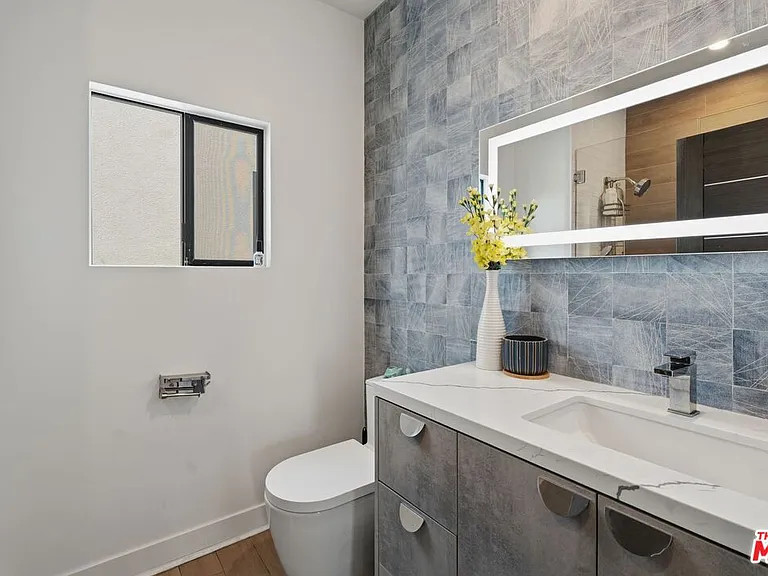 12911 Bluff Creek Dr — Photo 27