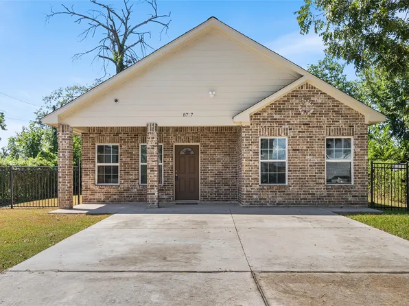 8717 Peachtree St, Houston, TX 77016