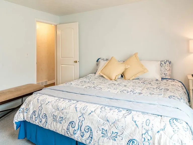 236 S Aileen Way — Photo 13