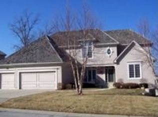 9642 Cailler Dr, Lenexa, KS 66220