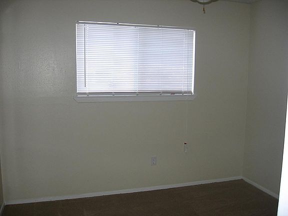 4th image of 14231 Montaigne Dr