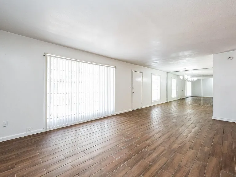 7510 Shadyvilla Ln #17 — Photo 7