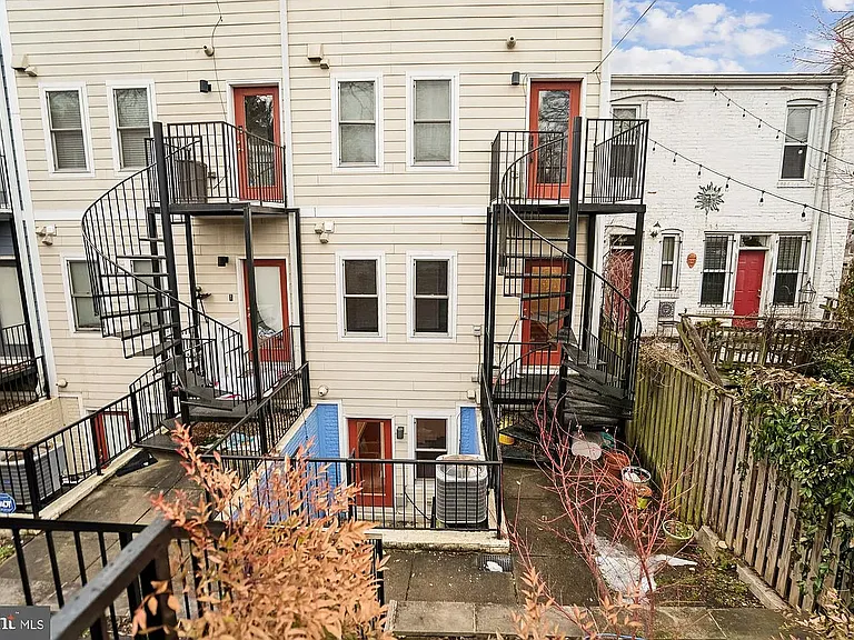 2112 3rd St NE #A — Photo 16