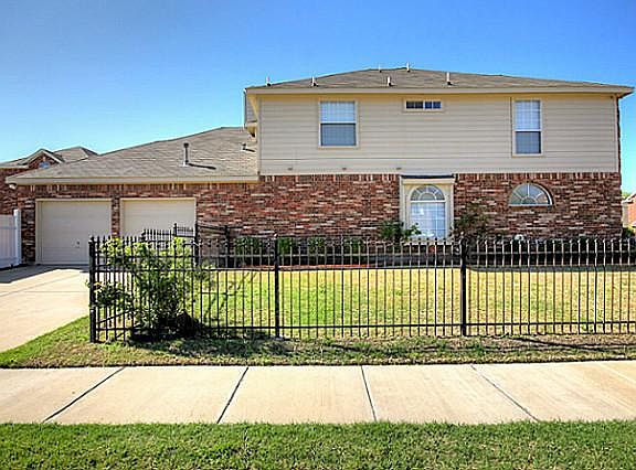 4th image of 4408 Westchester Glen Dr