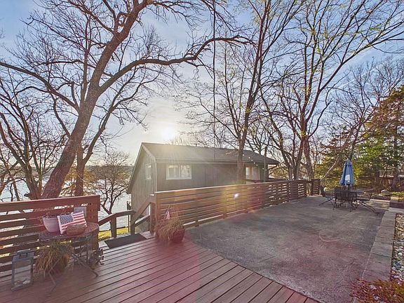 4th image of 792 195th St