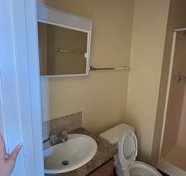 620 Forest Edge Rd #D — Photo 14