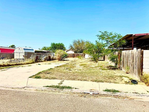 2nd image of 3914 Sitting Bull Ln