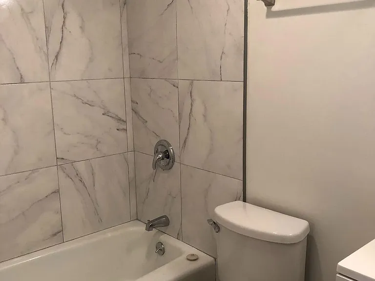 301 N Beauregard St #122 — Photo 25