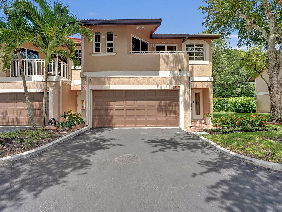 1st image of 4921 Riverside Drive #606