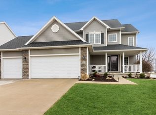 805 79th Pl, West Des Moines, IA 50266