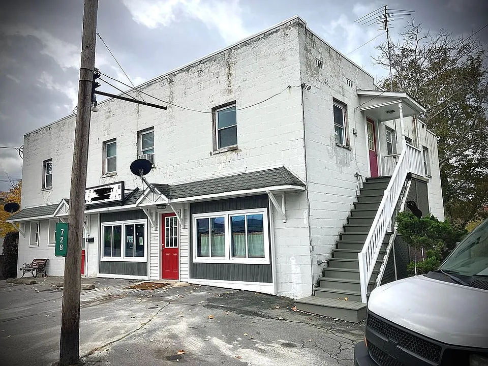 Building Photo 3