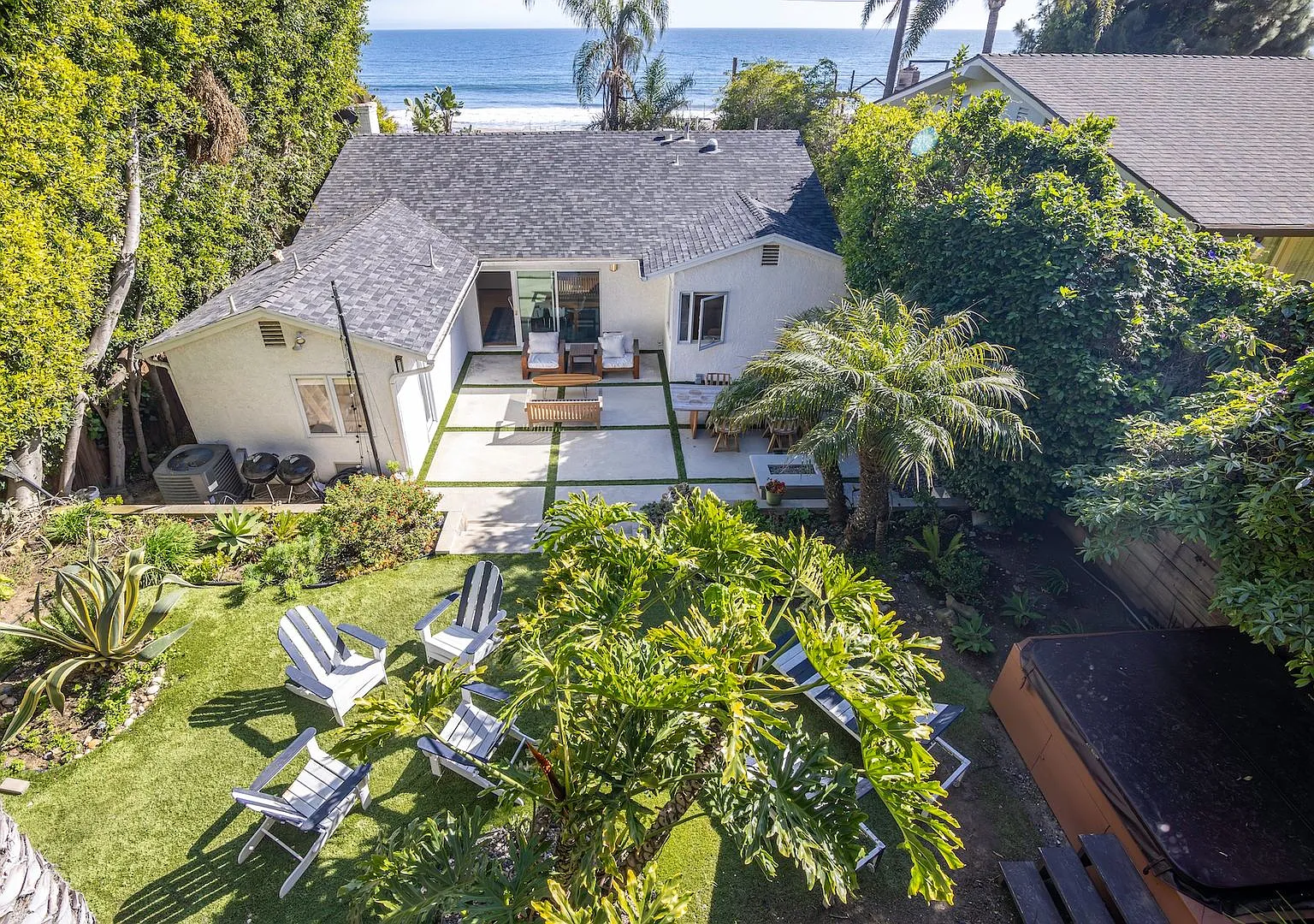 Furnished Malibu Beach House with Ocean Views, Private Garden & Expansive Decks — Photo 1