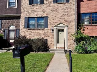 33 Brucester Bridge Ct, Baltimore, MD 21228