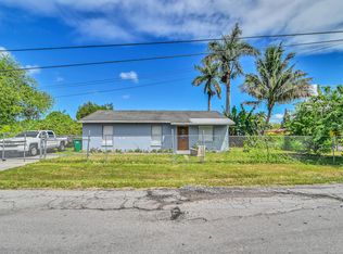 201 NW 3rd Ave, South Bay, FL 33493