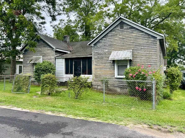 452 State St, Bennettsville, SC 29512