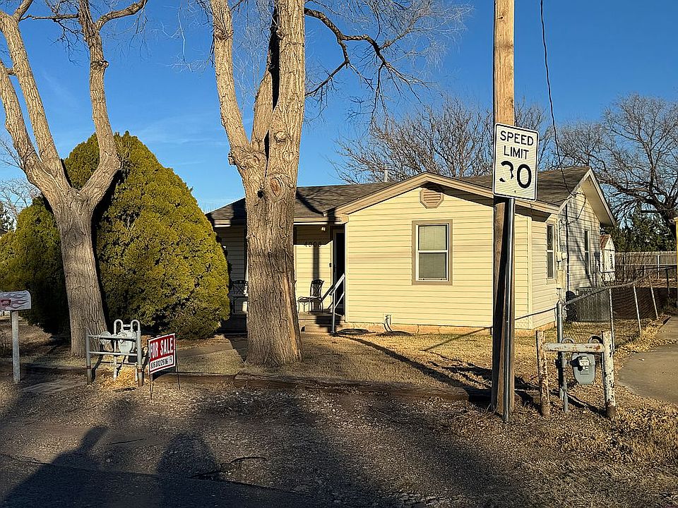 1st image of 4008 Hilltop Dr