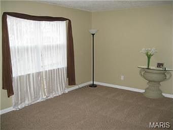 5th image of 2341 Farflung Dr