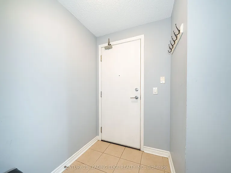 17 Barberry Pl #808 — Photo 7